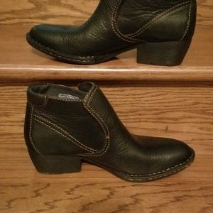 Black ankle boot